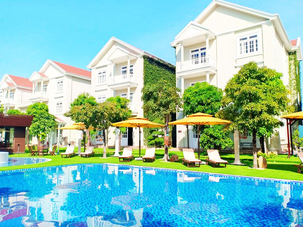 Dù Che Nắng Lệch Tâm Tròn Quán Cafe 3.3m
