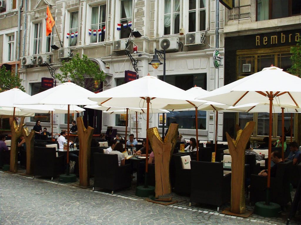 Địa Chỉ Bán Dù Che Nắng Mưa Ngoài trời Quán Cafe Đứng Tâm