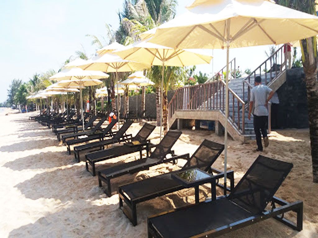 Địa Chỉ Bán Dù Che Nắng Mưa Ngoài Trời Nhỏ Và To Giá Rẻ