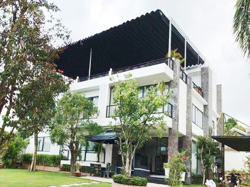 Lắp Đặt Mái Xếp Di Động, Mái Hiên Che Nắng Mưa Tại Quận 12