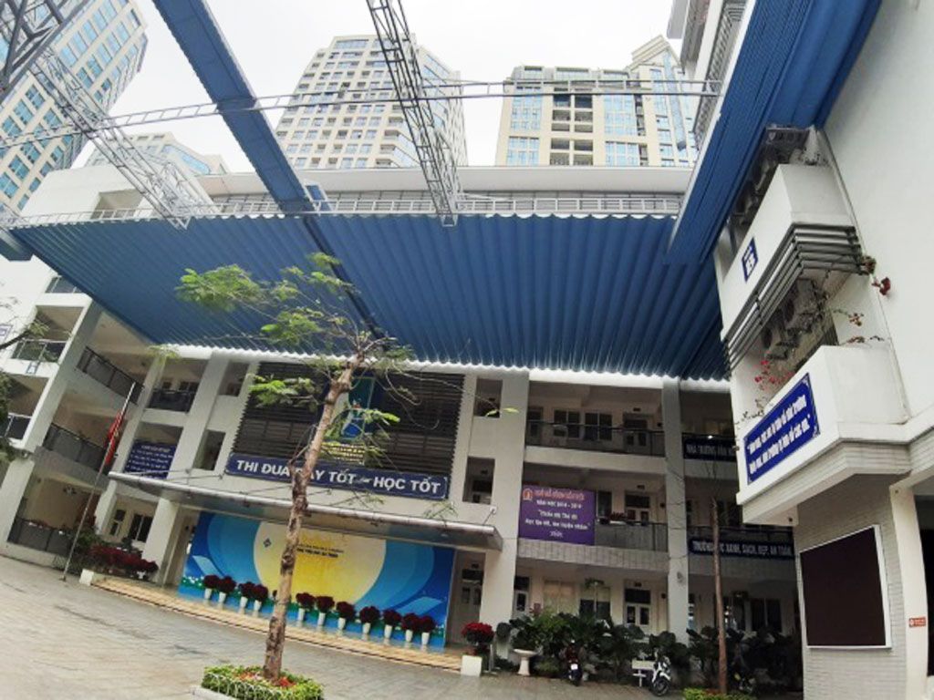 Lắp Đặt Mái Xếp Di Động, Mái Hiên Che Nắng Mưa Tại Thủ Đức