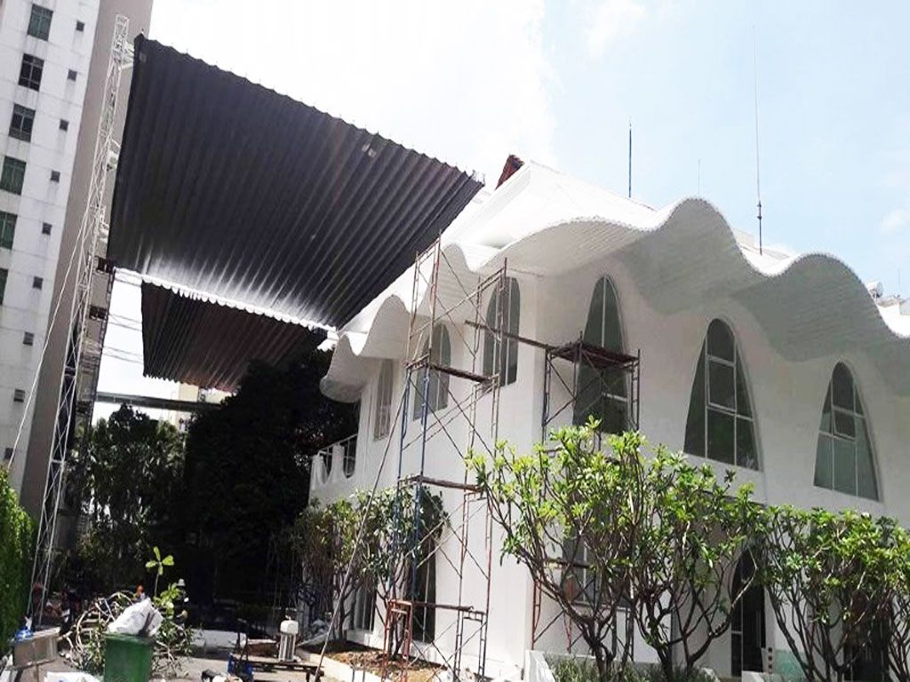 Thi Công Mái Xếp Mái Hiên Mái Che Di Động Không Gian Biệt Thự Giá rẻ